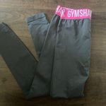 Gymshark Light Gray / Pink Flex Leggings Photo 0