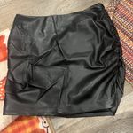 Tart  large black mini skirt Photo 2