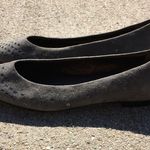AGL Attilio Giusti Leombruni Grommet Flats Size 6 Photo 1