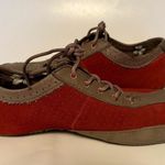 Teva KEAGAN 6053 Women's Size 8 Red Suede W/Brown Leather Comfort Shoes Photo 3