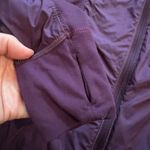 Lululemon Rush Hour jacket sz 4 Darkest Magenta Photo 7