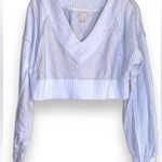 We The Free  inside our cropped long sleeve sweater Photo 0