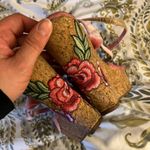 Forever 21 6.5 floral embroidered pink velvet wedges Photo 3