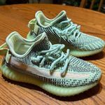  Adidas Yeezy Boost 350 V2 Size 5 Photo 0
