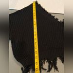 Zaful , Black Sweater,‎ Off the Shoulder, Cropped, Distressed, one Size. Photo 5