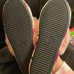 Victoria's Secret NWT  SLIPPERS Photo 2