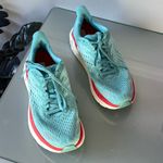 Hoka One One Clifton 8 Women’s Running Shoes Aqua/Red Size 8.5 B Photo 4