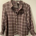 Divided H&M Geometric Button-down blouse grey & white plaid size 2 Photo 2