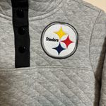NFL Pittsburgh Steelers Women’s Sweatshirt Pullover Quilted Logo Gray Size Small Photo 1