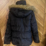 Marc New York  Women’s Size 6 Black Faux Fur Trimmed Puffer Jacket Photo 6