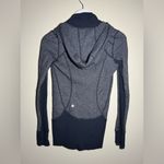 Lululemon  Daily Practice Jacket Size 6 Heathered Herringbone Heathered Black Photo 3