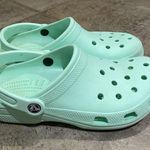 Crocs  Green Waterproof Clog Sandals Shoes Unisex Size M7 W9 Photo 6