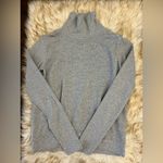 Alo Yoga Clarity Long Sleeve Turtleneck Sweatshirt Photo 1