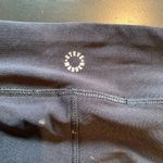 Steve Madden Womens Size Medium Leggings Quick Dry Cropped Black Geometric NEW Photo 3