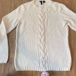 Ann Taylor crème cable knit cotton sweater size medium Has staining from stora Photo 3