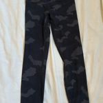 Yogalicious Camo Leggings Photo 0