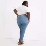 Madewell  The Plus Curvy Perfect Vintage Crop Jean in Sandford Wash Size 32 Photo 3