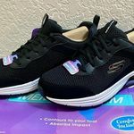 Skechers Sketchers Black Comfort Sneakers Photo 0