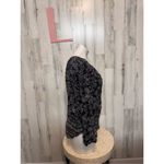 Old Navy blouse size large Photo 5