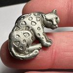 Signed JJ Leopard Wild Cat Lapel Tack Pin Pewter Tone Jonette Photo 3