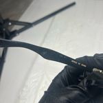 House of Hugo Womenโs Oval Sunglasses Black Frame Green Lenses Retro Style Photo 6