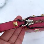 Valentino Garavani Valentino Rockstud hot pink mini leather zip wallet Photo 5