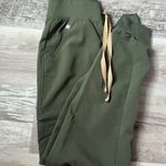 FIGS  Scrub Pants Jogger Zamora Photo 1