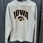 American Eagle tailgate ae iowa hawkeye crewneck Photo 0