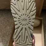 UGG  Classic Short Boots Photo 8
