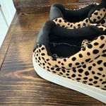 Qupid Tan Cheetah Print Sneakers size 6 Photo 4