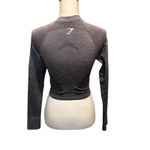 Gymshark  Shirt Womens Medium‎ Gray Seamless Crop Top Neutral Workout Athleisure Photo 1