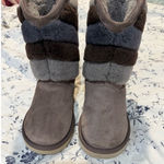 UGG  Tania Women's Gray Suede Sheepskin Cuff Ankle Winter Boots Photo 0