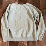 Light green crewneck Photo 1