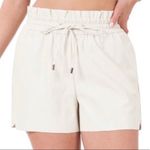 Butterfly Dsigns Cream White Faux Vegan Leather Shorts Size L Photo 2