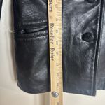 Danier ladies Black soft Leather Jacket with Tailored Silhouette size 4 Photo 8