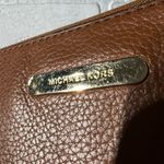 Michael Kors  Wallet Brown Leather Pebbled Full Zip Around Pockets Card‎ Slots Photo 3