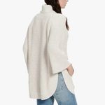 UGG  Raelynn Knit Pullover Photo 1