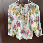 Karen Kane NWT  Bright & Beachy
Peasant Top White Floral Petite Small Photo 3