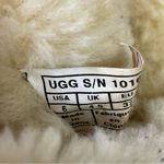 UGG  Australia Short Boots Sz 6 Sheepskin Fold Over Boot Tan Cream Winter Photo 3