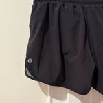 Lululemon  Hotty Hot Shorts 4" Photo 4