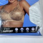 Playtex  18 Hour Bra Wirefree Ultimate Lift True Support Womens 46DDD 4745 White Photo 2