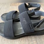 Ryka Women's Take Charge Slingback Sandals Sz 6.5 Photo 3