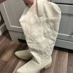 Boots Tan Size 9 Photo 0