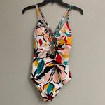 Miracle womens beach betty floral infinity key hole one piece swimsuit size M White Size M Photo 1