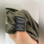 Nicole Miller  New York Linen  blend Green Cargo cropped pants Size large Photo 5