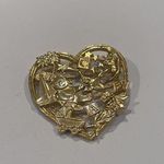 Signed AVON Sweet Memories HEART BROOCH PIN Bear Baby Shower ABC Toys Gold Photo 1