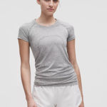 Lululemon  Swiftly Short Sleeve Photo 0