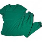 Scrub Set Green Top + Jogger Pants Medical Doctor Nurse Uniform Workwear Green Size undefined Photo 0