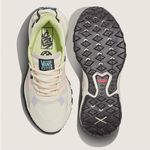 Vans  Mte Crosspath Shoe Natural
Women 8.5US Mens 7.0US Photo 6