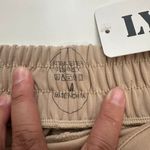 NWT Summer Shorts Flowy Womens Size Medium Khaki Stretch Elastic Waist Tan Photo 1